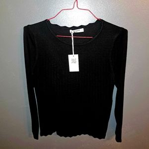 Black Thin Womens blouse/ sweater NWT
